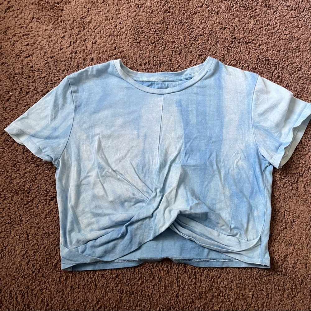 PacSun Cropped Tee